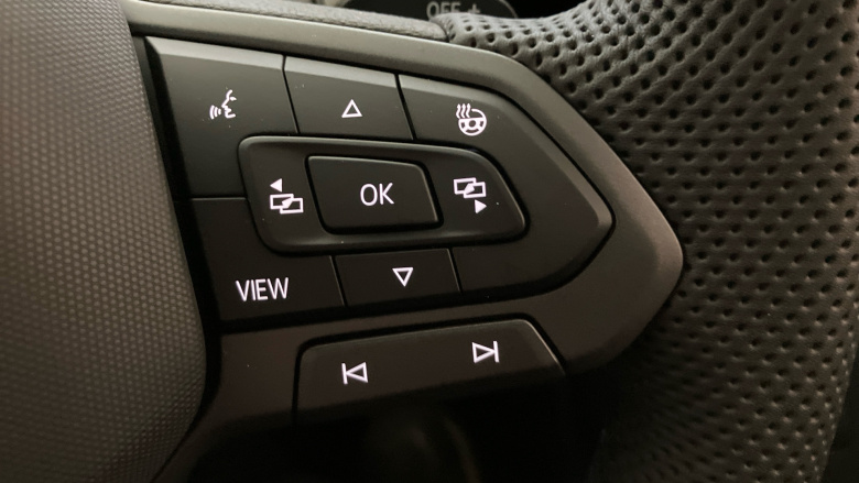 Volkswagen Passat 1.5 eTSI R-Line 5dr DSG Petrol Estate